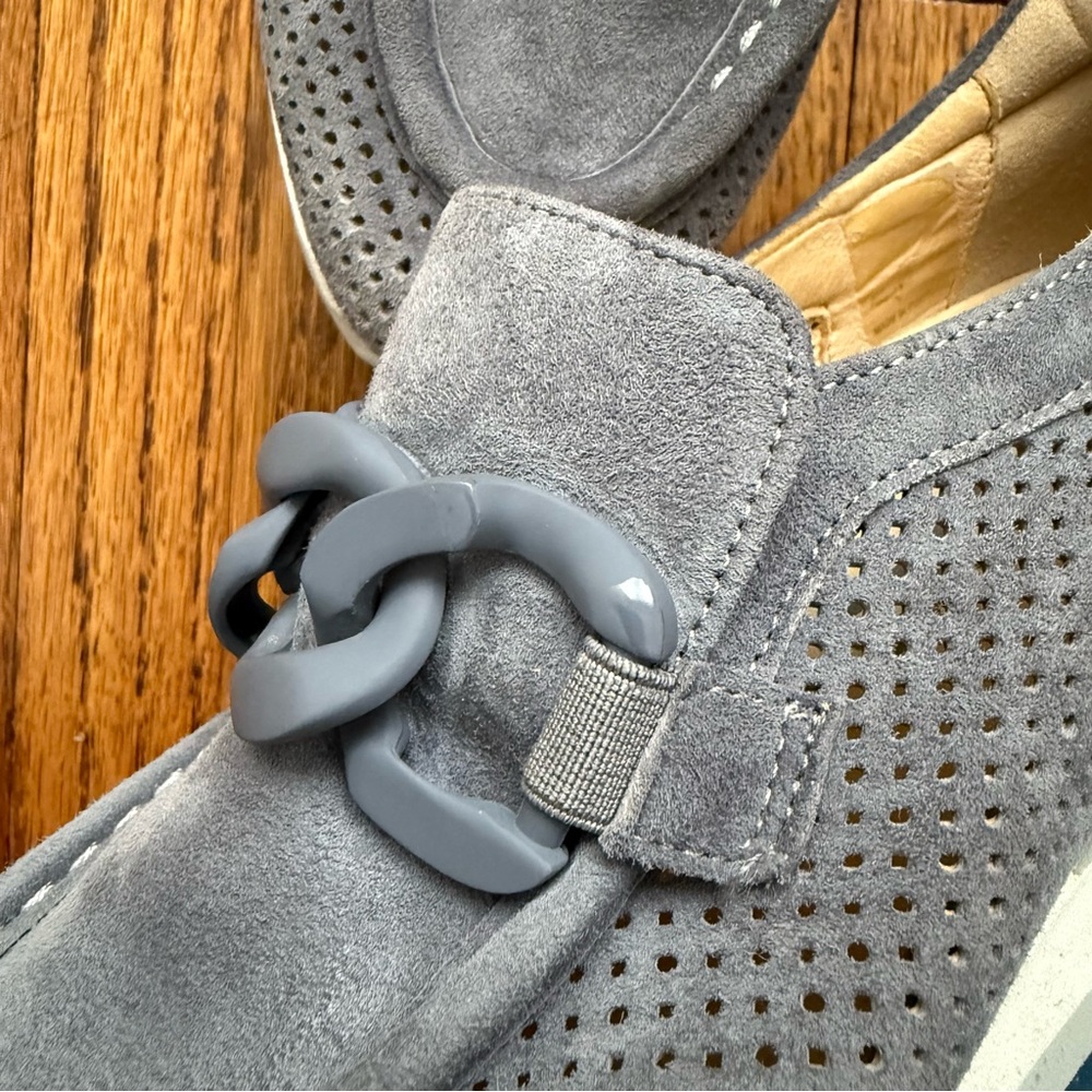 Softwaves Cassie Suede Platform Slip-on Sneakers - Picture 8 of 8